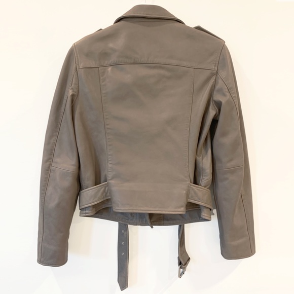 Sold - Picture 4 of 9